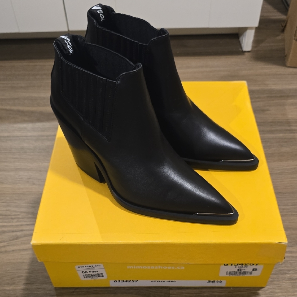 Elegant Black Heeled Ankle Boots